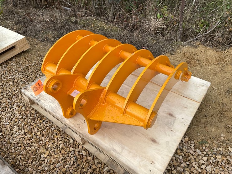 caterpillar-305-image-4
