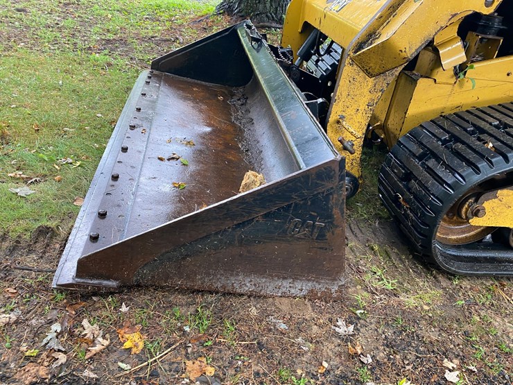 2019-caterpillar-259d-image-14