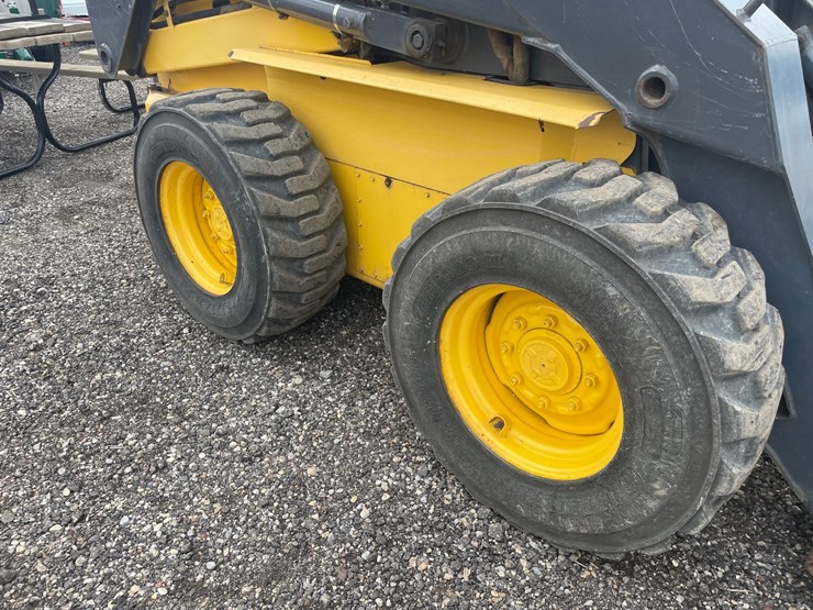 2006-new-holland-ls180-image-11