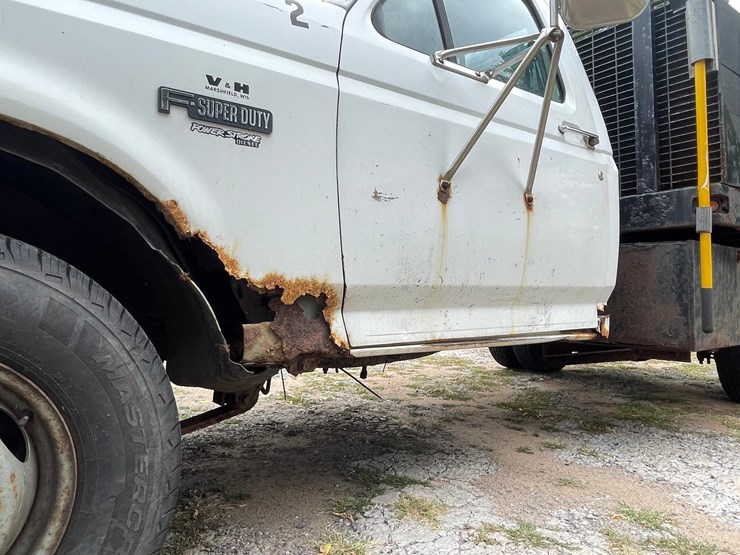 1995-ford-f350-image-14