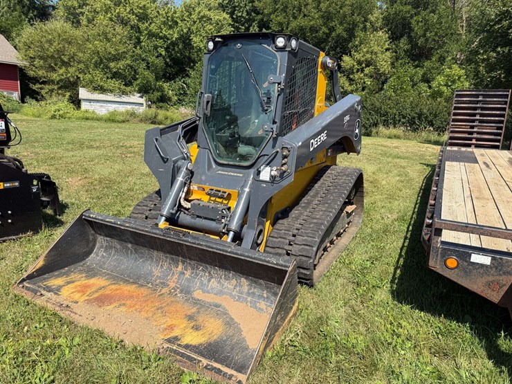 deere-331g-image-16