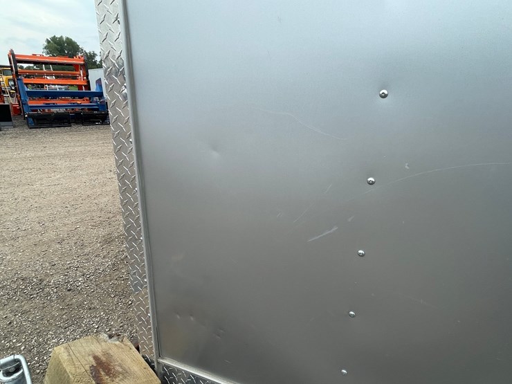 #2959-•-2017-rc-tandem-axle-enclosed-trailer-(no-title)-image-21