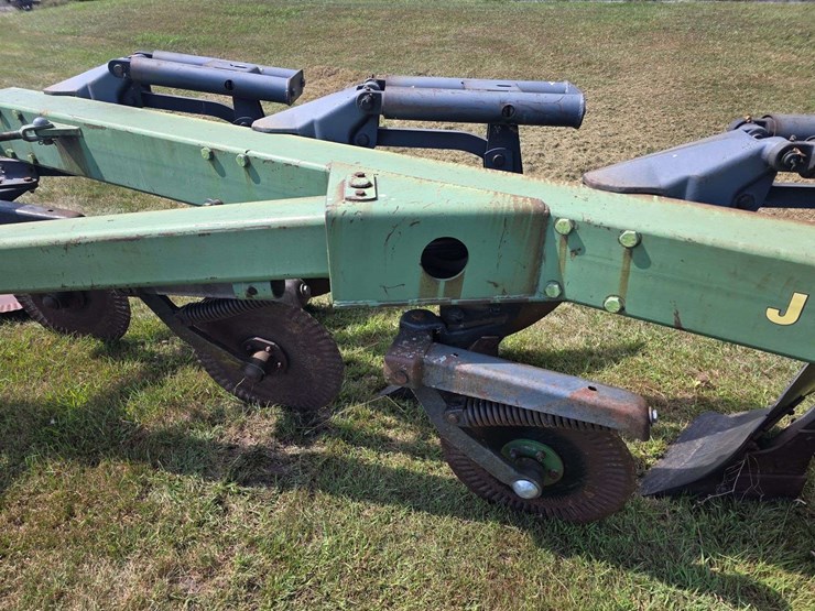 john-deere-2700-image-17