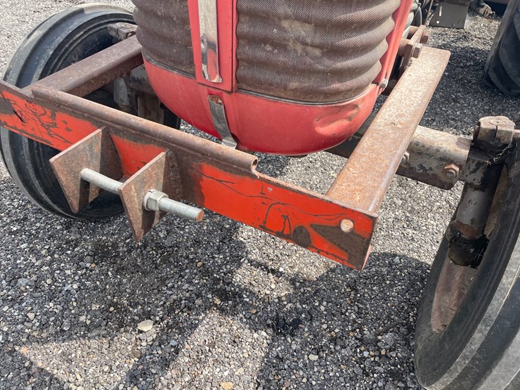 massey-ferguson-65-image-11