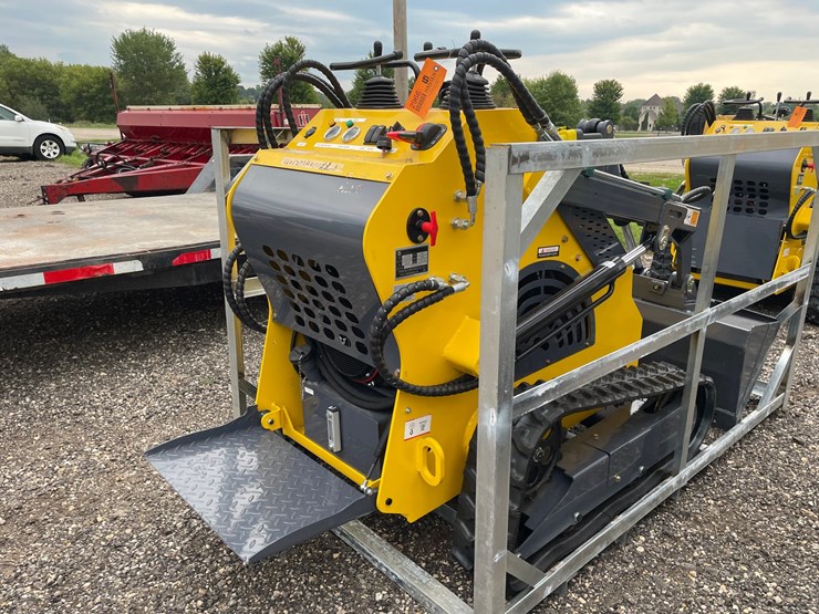 #2966-•-2026-ats-power-t460-mini-skid-steer-loader-image-4