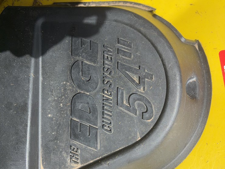 2018-john-deere-e180-image-8