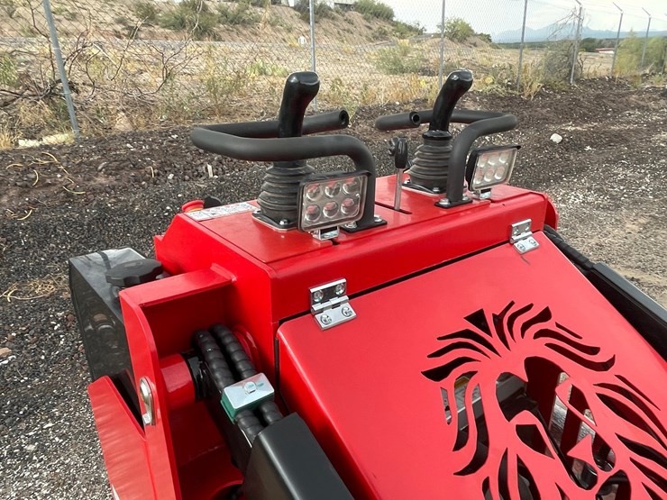#2035-•-unused-mini-track-skid-steer-loader-image-11