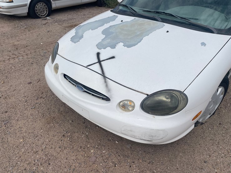 #1885-•-1999-ford-taurus-se-4-door-sedan-(has-nm-title)-(offsite-at-nmsu)-image-12