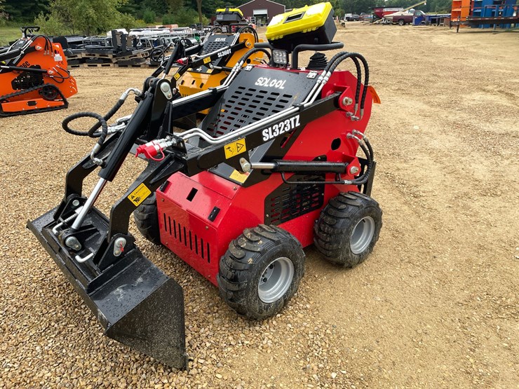 #1264-•-sdlool-skid-steer-loader-image-1
