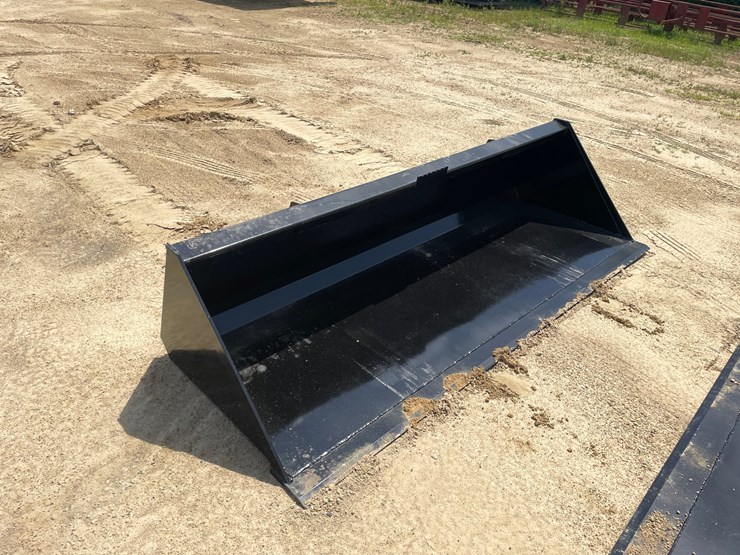 #2249-•-new-swict-84"-skid-steer-bucket-image-3