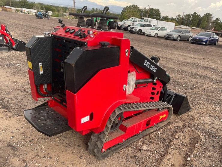 #2035-•-unused-mini-track-skid-steer-loader-image-5