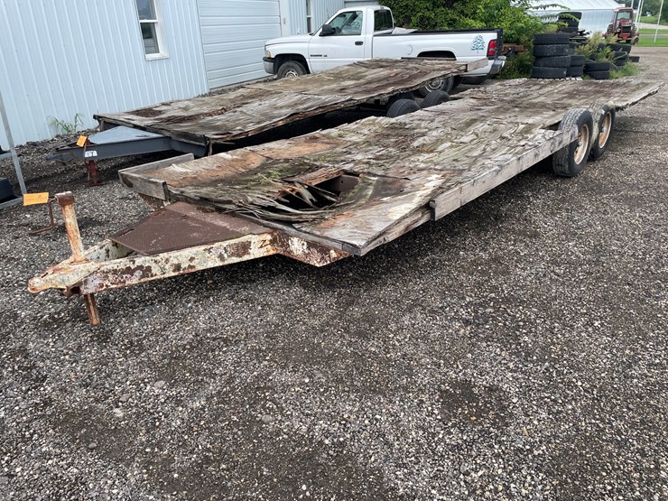 #5131-•-24'-flatbed-trailer-(no-title)-image-1