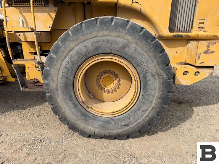 2005-caterpillar-930g-image-23