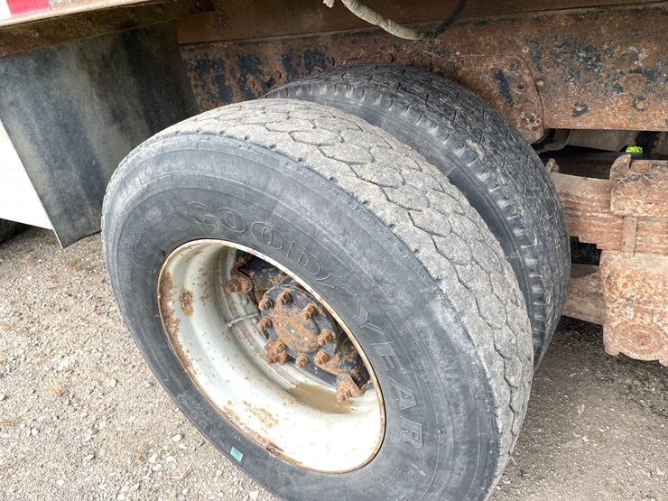 1989-western-star-4864f-image-36