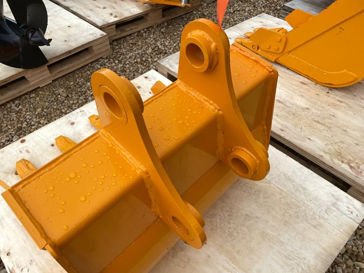 caterpillar-305-image-6