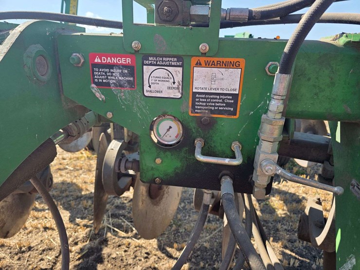john-deere-2700-image-7