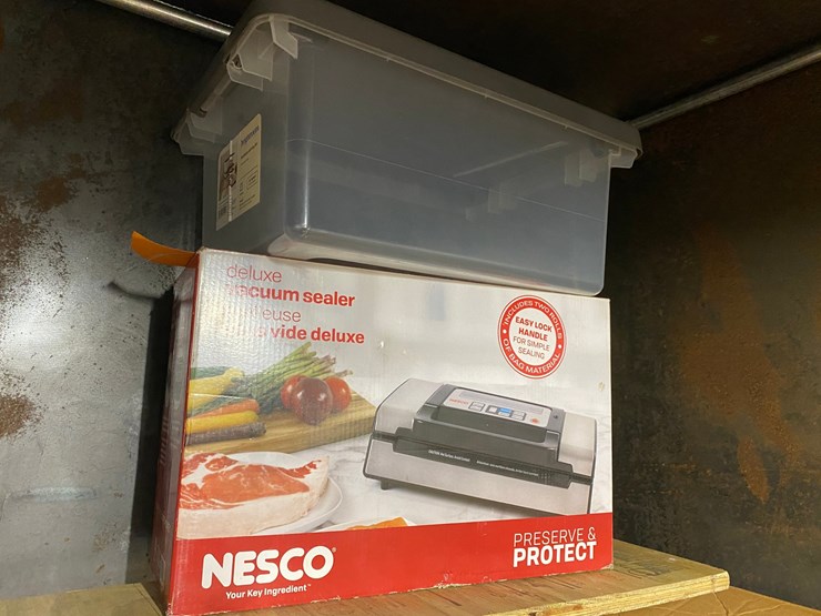 #6254-•-nesco-deluxe-vacuum-sealer-image-1