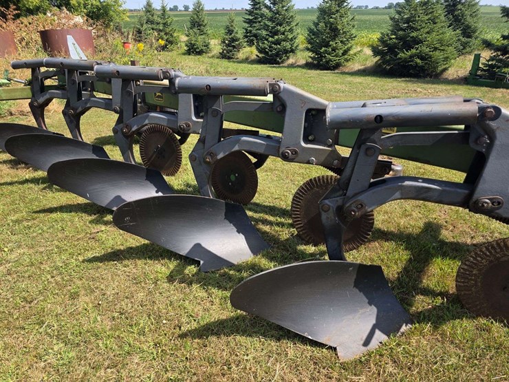 john-deere-2700-image-7