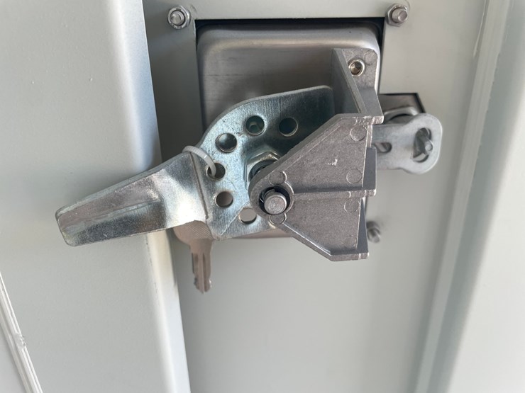 #2529-•-9'-container-office-image-27