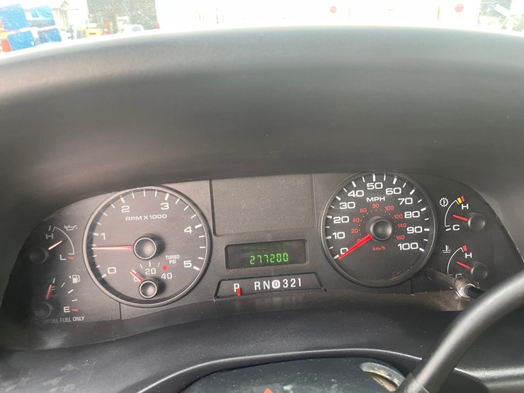 2005-ford-f550-xl-image-21