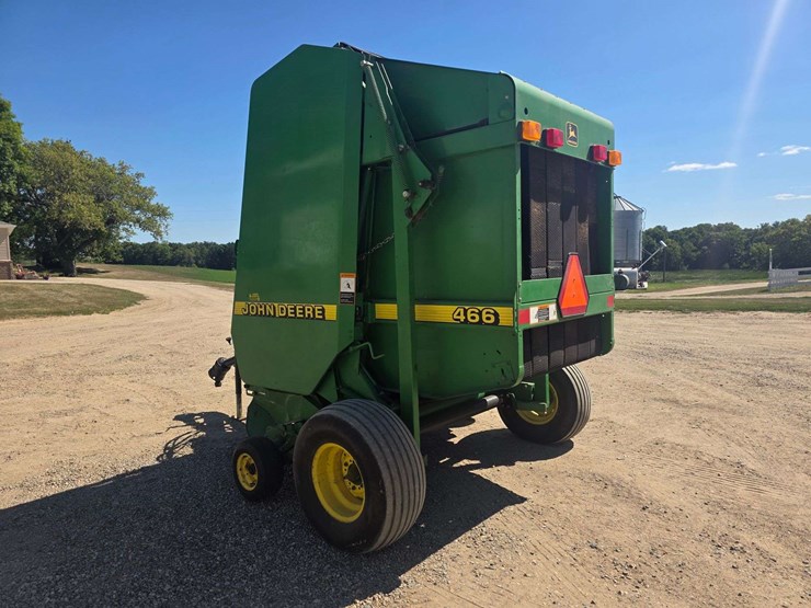 1998-john-deere-466-image-10