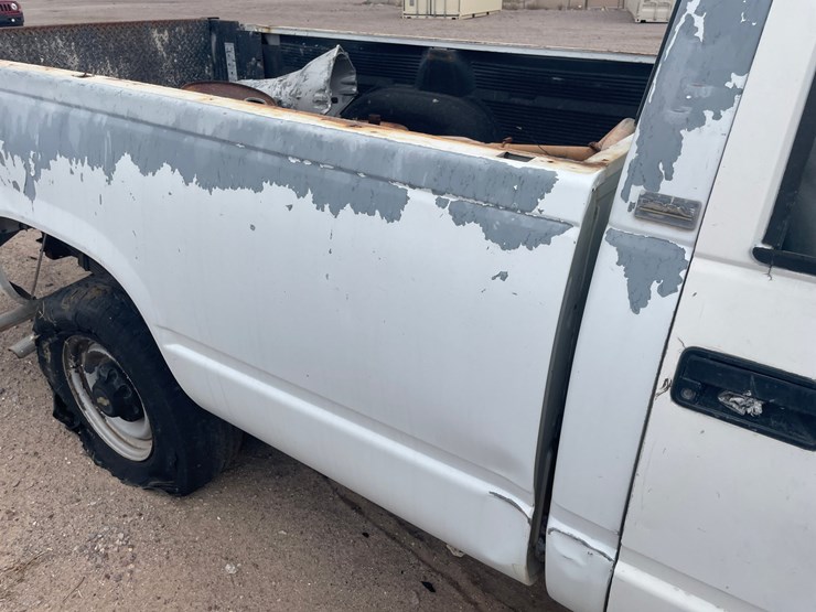 #1875-•-1992-chevy-1/2-ton-pickup-truck-(has-nm-title)-(offsite-at-nmsu)-image-25