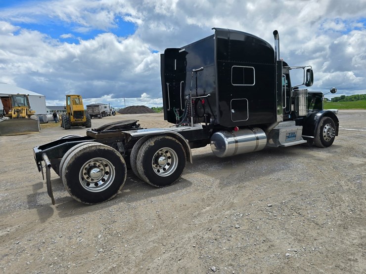2014-peterbilt-389-image-20