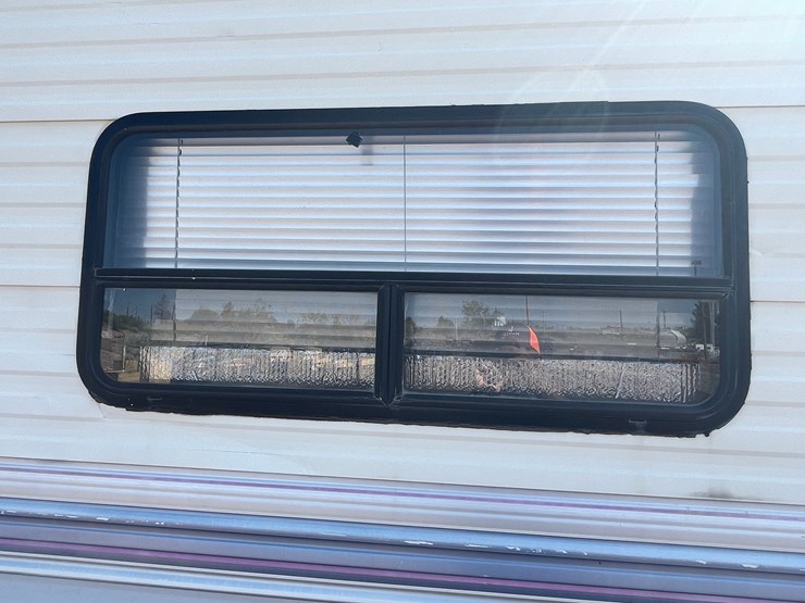 #1858-•-1994-fleetwood-travel-trailer-(has-nm-title)-image-78