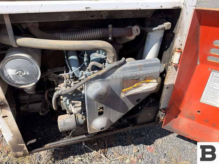 1991-bobcat-743b-image-23