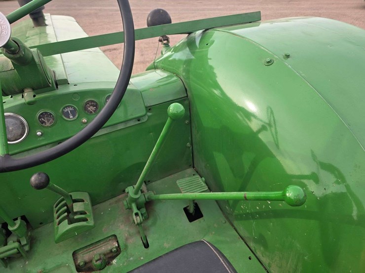1955-john-deere-80-image-36
