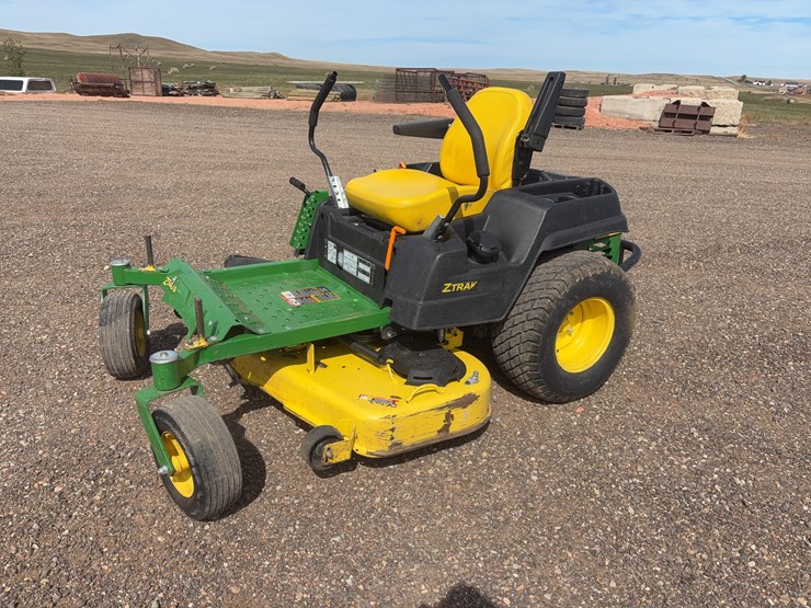 2019-john-deere-540m-image-1