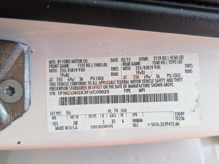 2015-ford-escape-se-image-40