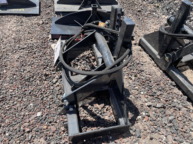#2429-•-unused-2026-landhonor-skid-steer-tree-puller-attachment-image-4