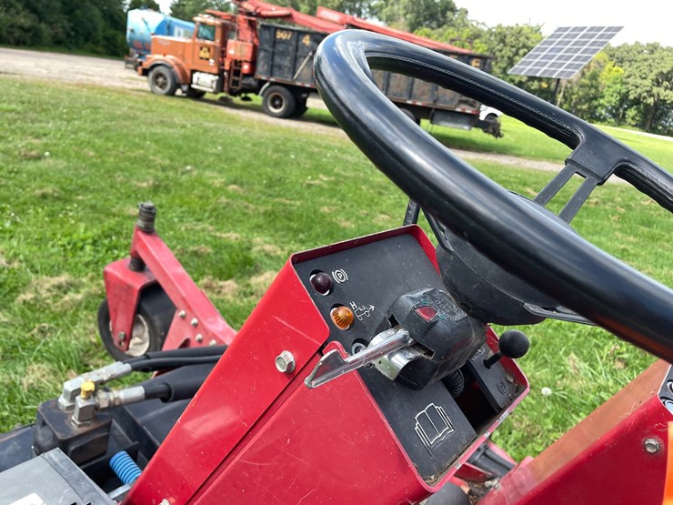 toro-groundsmaster-580d-image-10