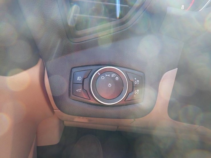 2017-ford-escape-image-30