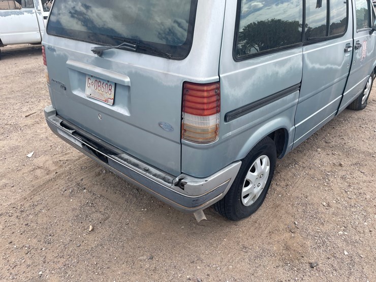 #1882-•-1992-ford-aerostar-xl-passenger-van-(has-nm-title)-(offsite-at-nmsu)-image-20