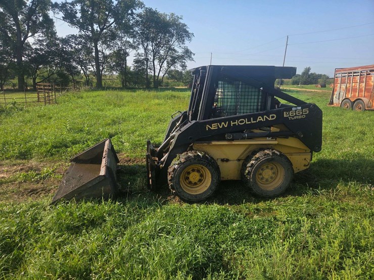 new-holland-lx665-turbo-image-17