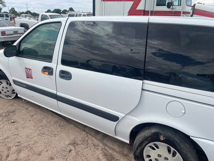 2002-chevrolet-venture-image-6