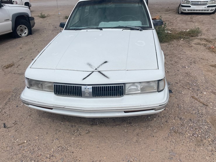 #1884-•-1994-pontiac-ciera,4-door-sedan-(has-nm-title)-(offsite-at-nmsu)-image-10