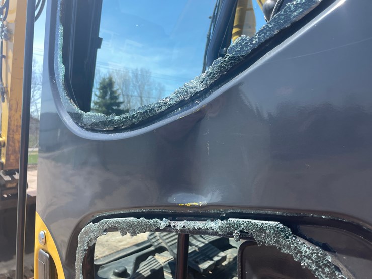 2019-komatsu-pc138us-image-27