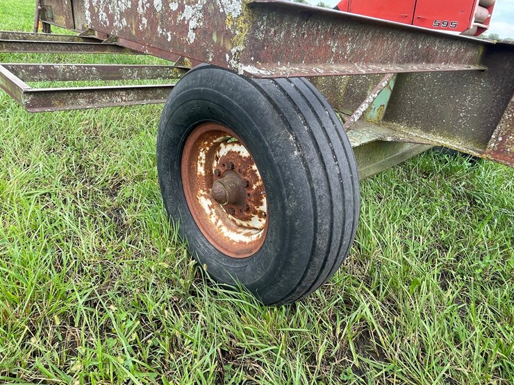 #2974-•-round-bale-wagon-image-7