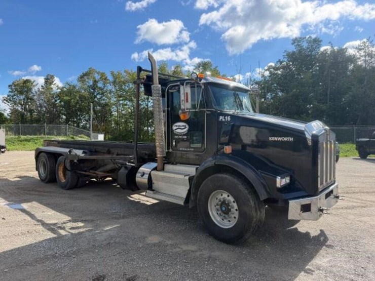 2012-kenworth-t800-image-2