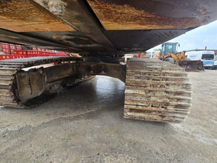 2012-hitachi-zx350-lc-image-24