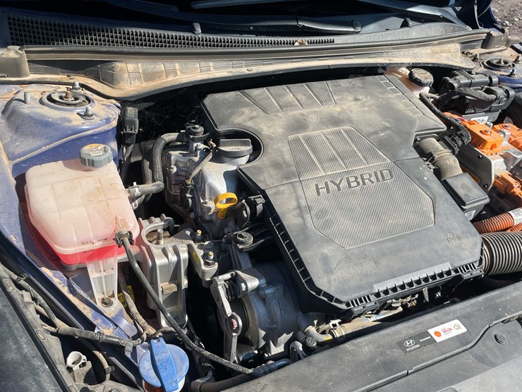 #1859-•-2023-hyundai-elantra-(has-nm-title)-image-52