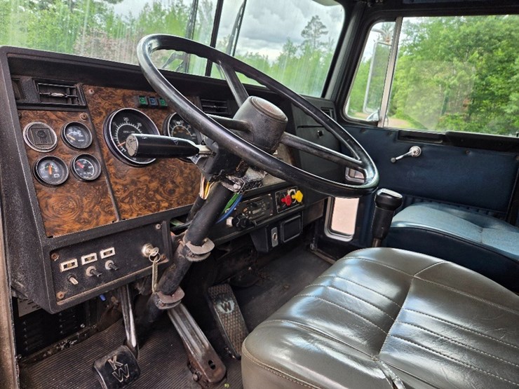 1988-kenworth-t600-image-14