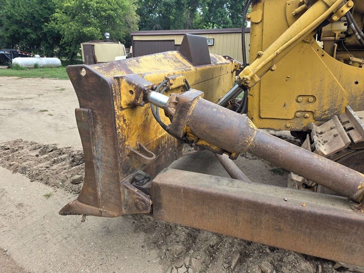 caterpillar-d8h-image-42