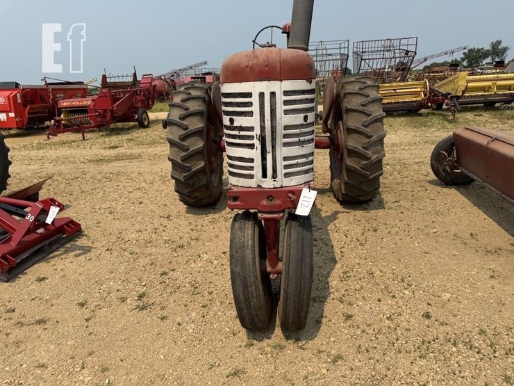 1958-farmall-450-image-2