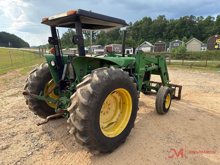john-deere-2355-image-2