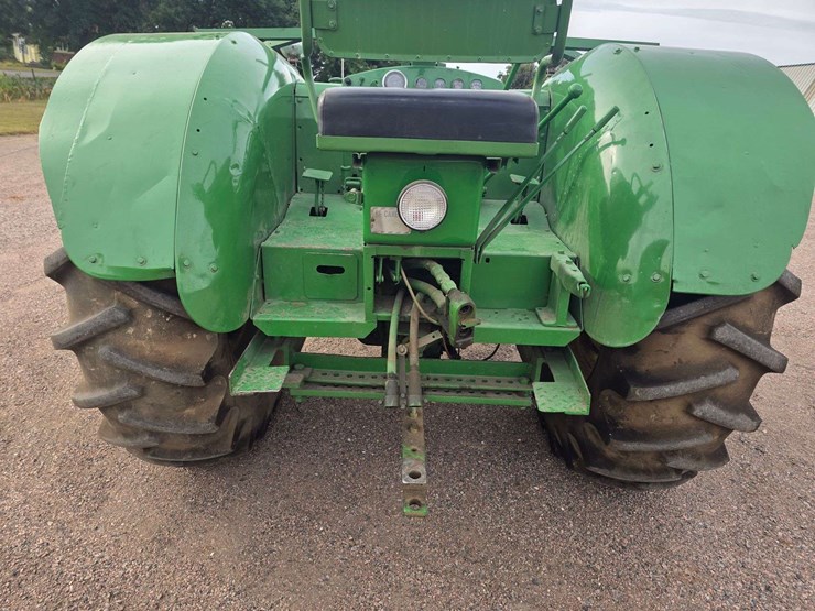 1955-john-deere-80-image-15