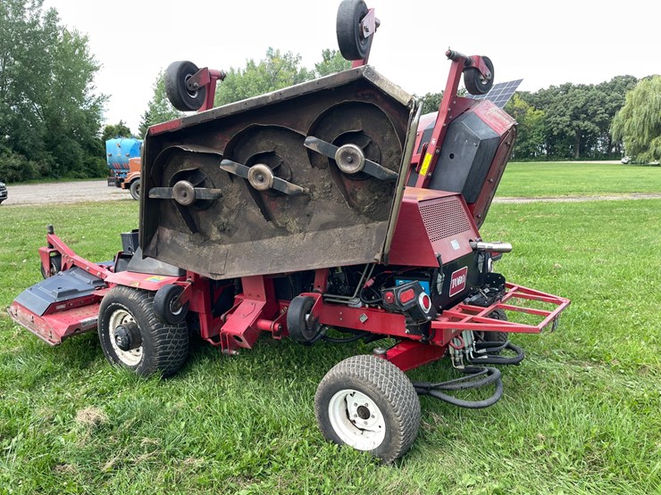 toro-groundsmaster-580d-image-2